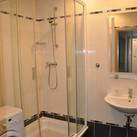 No. 41 Koptova 5 *