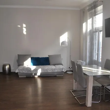 No. 41 Koptova 5 * Karlovy Vary